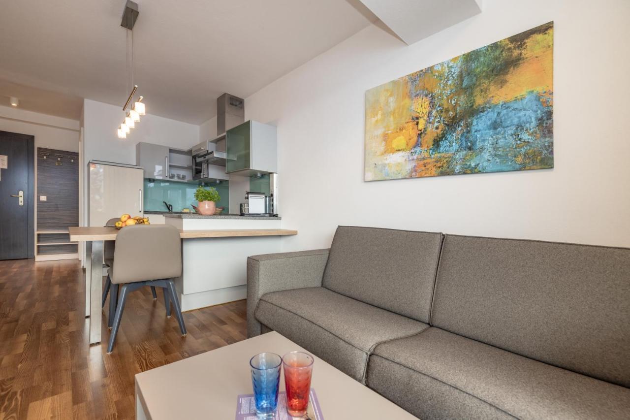 Apartments Schluga แฮร์มากอร์ ภายนอก รูปภาพ