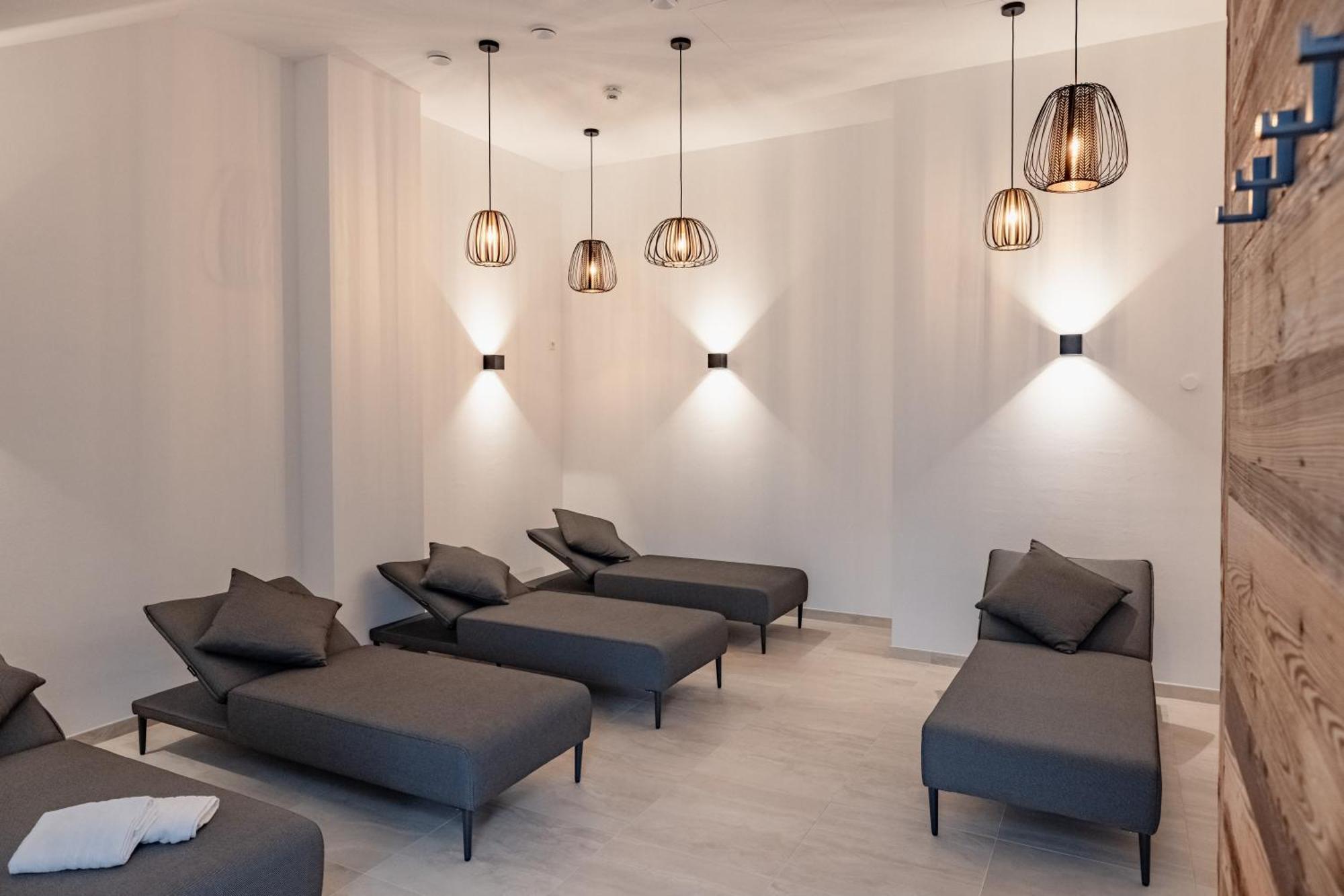 Apartments Schluga แฮร์มากอร์ ภายนอก รูปภาพ